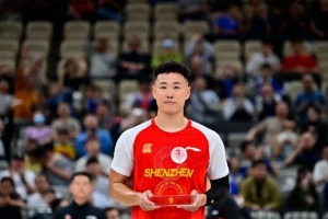 欧美明星看nba