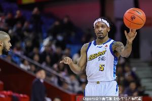 NBA全球赛火箭vs步行者台北