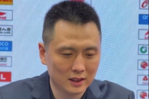 阿根廷名宿悼念马拉多纳