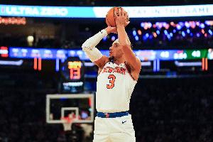 nba球迷欢呼詹姆斯