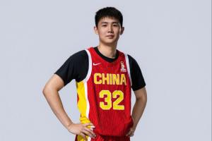媒体人:年轻球员单独打亚运意义很简单 不让他们躲在老队员后面