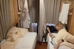 漏水+狭小!韩媒:韩国男篮搬离集装箱宿舍 转到酒店入住