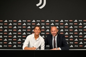 官方：尤文与马尔基西奥之子达维德签下首份职业合同，签至2028年