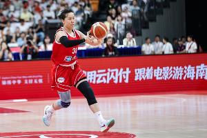 中国女篮狂胜69分 贾赛琪3中0得分挂零&拿2断1帽 正负值为-1