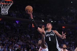文班上赛季在ESPN百大球星榜排第五 如今窜至第二&仅次于约基奇