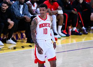 小贾巴里谈训练：每个人的状态都很好 大家表现出了很强的求胜欲