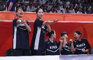 韩媒谈女篮夺冠:国内只有不到20所高中有女篮 内心比身高更重要