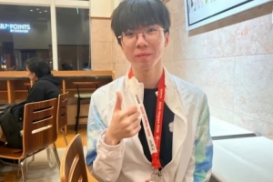 Junjia:在LPL本身的压力比在LCP大,队伍多,选手的竞争力强