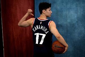 给的机会不多！河村勇辉替补3分36秒贡献1分 2失误1犯规
