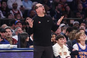 纳斯：提前适应全场紧逼是件好事 我们整赛季都会遇到这种情况