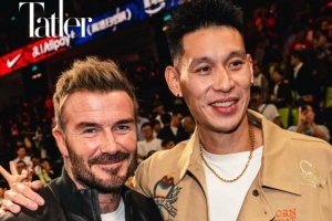 林书豪晒中国赛追星照!与小贝还有艺人姜涛/李羲承/李柱延等同框