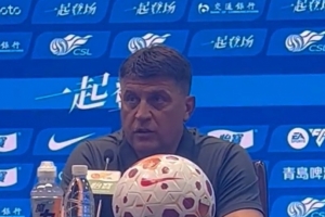 米洛耶维奇:吴曦和朱辰杰是榜样,今天他们和球队的表现都很满意