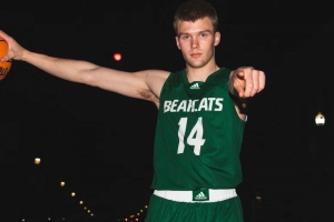 斯特尔茨:高中没收到任何NCAA D1邀约 两年前还在打NCAA D2