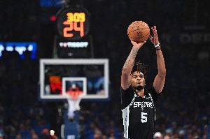 杀伤力太强！卡斯尔24分钟15罚14中砍下18+4+3 太阳全队15罚12中