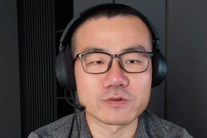 徐静雨：杨瀚森身上没有一丁点赘肉 他愈发矫健&已让主帅刮目相看