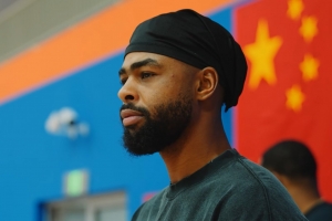 拉塞尔：有人劝我继续等待NBA机会 但我清楚自己想做什么