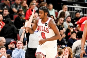 4号秀威尔逊：我想打进季后赛 希望至少能出战80场比赛