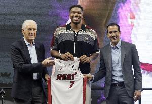 斯波：如今联盟竞争更加激烈 夺冠窗口期只有两三年甚至更短