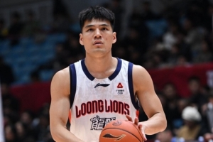 三分6中5！媒体人：今年休赛期 陈国豪花了不少时间在训练投篮上