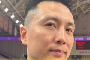 卢伟：对阵北控就是正常准备 自己还在观察哪套阵容最有优势