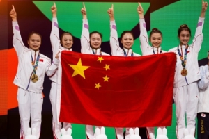中国体操女团1年夺3冠 中国男女队同时提前获洛杉矶奥运会入场券