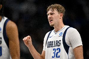 未能救主！弗拉格17投10中&三分4中1空砍32分5板2助3断