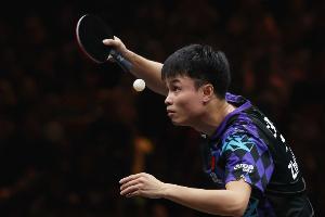 乒乓球亚锦赛男团半决赛：周启豪3-1徐弦家，国乒2-1领先中国台北