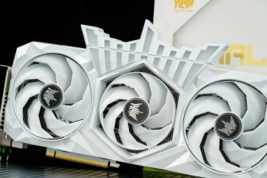 去年都能买5090了！影驰推RTX5080镶水晶版本 定价19999