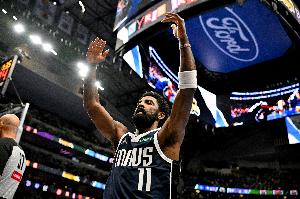 达拉蒂·梅:欧文是NBA对抗最强硬的球员之一 他用胸膛顶住防守人