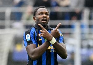 一球一造点！图拉姆：坚信比赛最后时刻能赢 今天终于没吹我假摔
