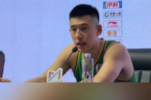 付豪：我们全队打得非常团结  乌戈教练对我们帮助非常大
