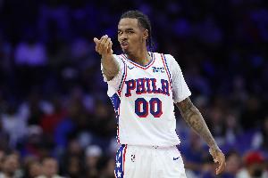 菲隆谈NBA生涯首分：看到球进了感觉很棒 我会始终做好准备