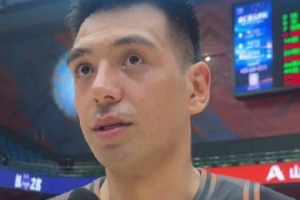 杨文学：北京是强队 半场落后未曾放弃 后续还能做得更好