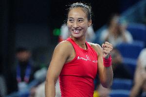 沪媒：郑钦文即时排名来到第20位，锁定明年澳网女单种子席位