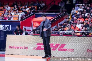 媒体人：邱彪发言有点想离开意思 第二个下课主帅差不多要出现了