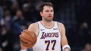 明天NBA杯湖人对阵勇士 东契奇能打 扎威存疑 卡尔&蒂耶罗缺阵