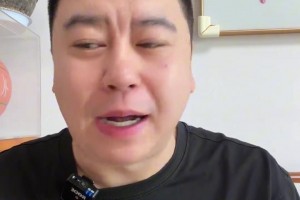比尔·西蒙斯：76人有可能重蹈12年湖人的覆辙，只是纸面阵容看着强