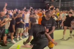 状态火热！马克西在与詹姆斯一起训练完后，连续命中59记三分球！