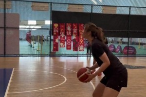 当你越来越深入了解马克西，你就会知道，他是一个多么温柔的人.
