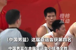 在韩国偶遇 魔兽 身边带着新女伴，她难道能单防魔兽？