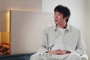 好长的腿！许诺：当两米的我来到天安门为祖国庆生！
