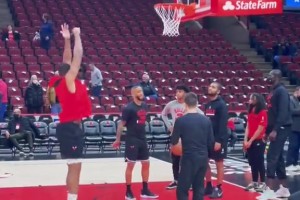 近框抛投连打7铁！看完TT这抛投训练，我感觉自己也能打NBA