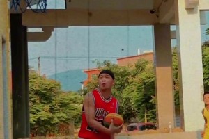 考辛斯：很多人笑拉塞尔去CBA，但他在中国会被当神一样对待，会打出不错数据