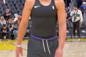 西蒙斯跟腱撕裂赛季报销！曾经的NBA状元，詹姆斯接班人.....