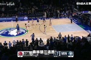 爱德华兹终于不用独木难支了？