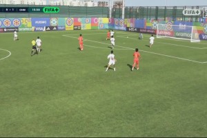 王子霈接队友直塞轻松破门，中国U15男足2-0沙特U15