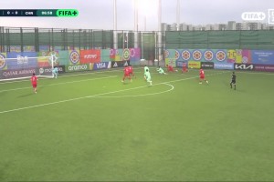 吉尔吉斯斯坦禁区内送点，中国U15男足1-0领先