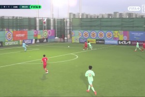 吉尔吉斯斯坦后场盯人不紧，中国U15男足2-0领先